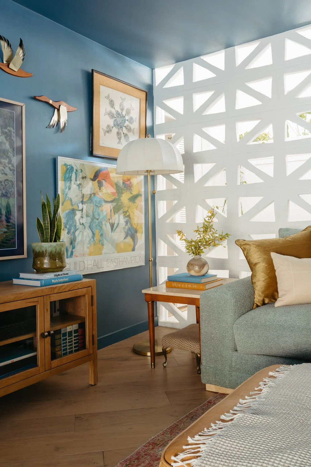 Meshelle Floor Lamp - Image 7