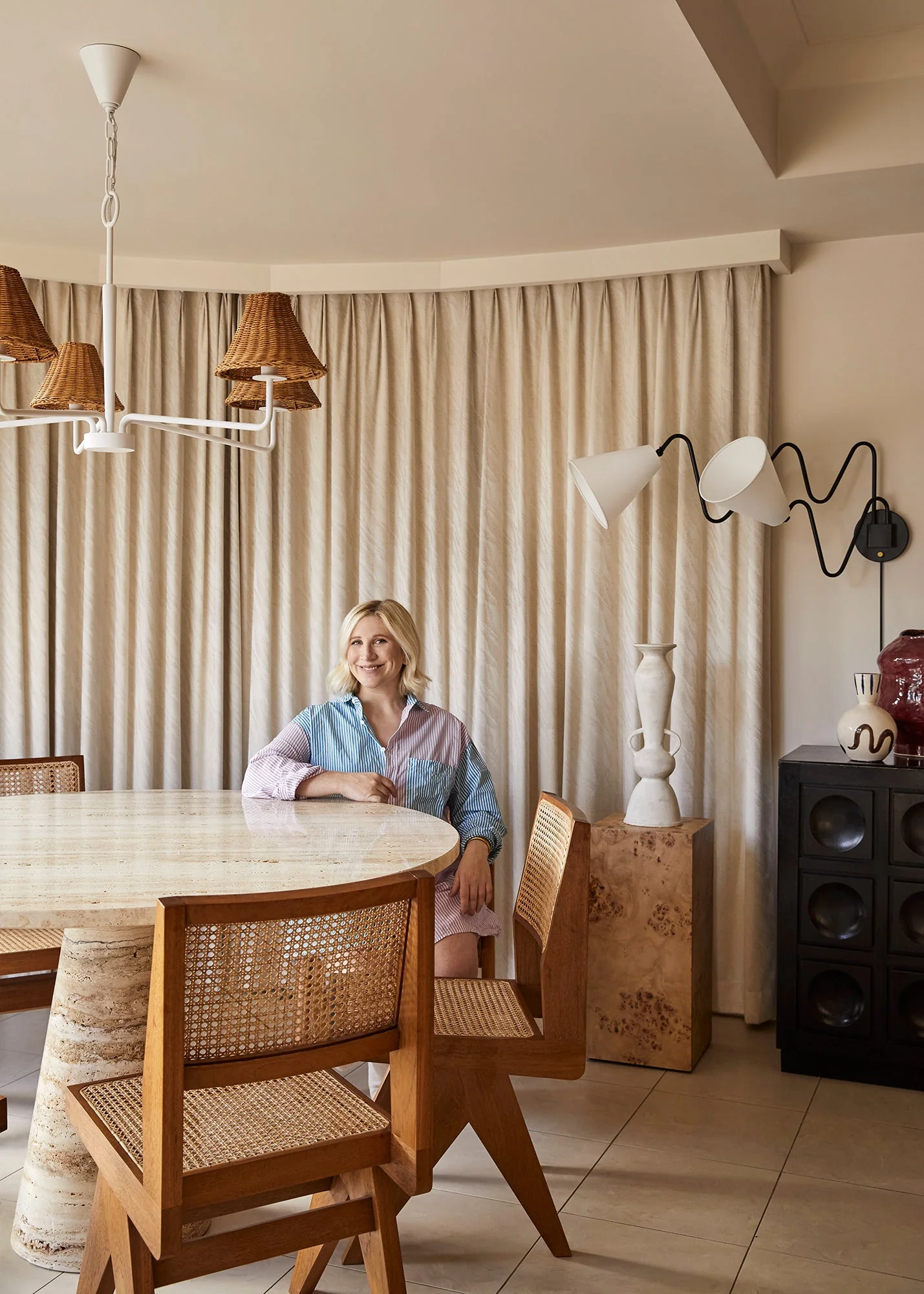 Onda Plug-In Sconce - Image 5