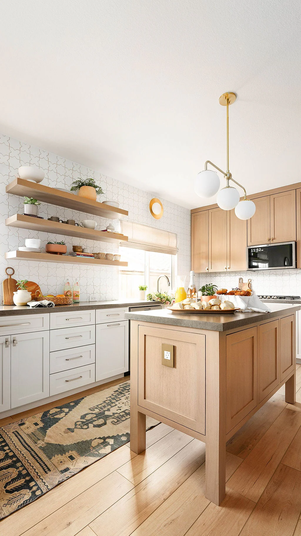 Paige Linear - Image 3